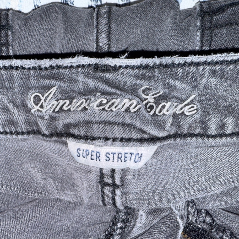 American Eagle Outfitters Charcoal Super Stretch Denim